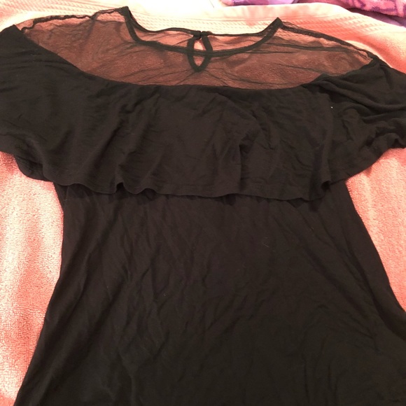 Ruffle top - Picture 2 of 2